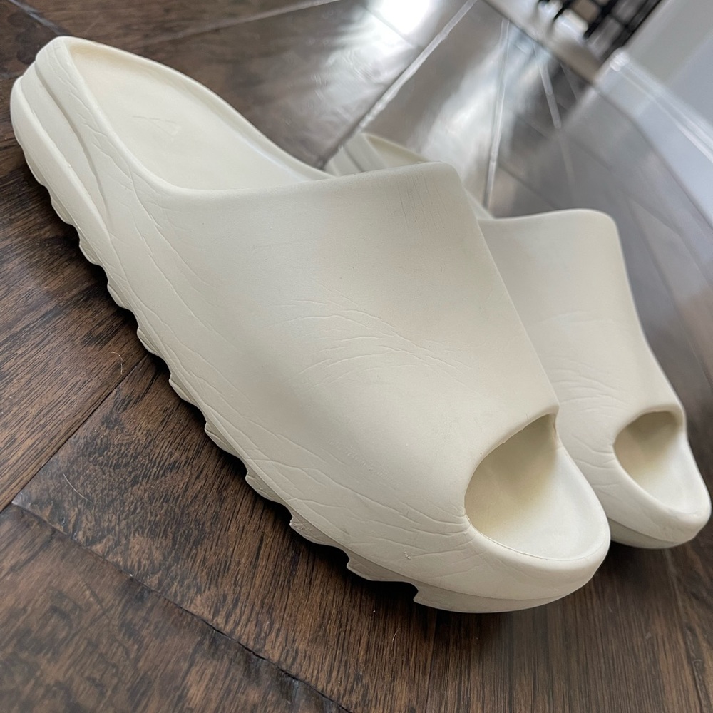 ***SOLD***Adidas original Yeezy slides.  Mens Size 10.